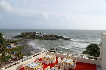 Hotel Searock Beach Resort Kovalam 3*,